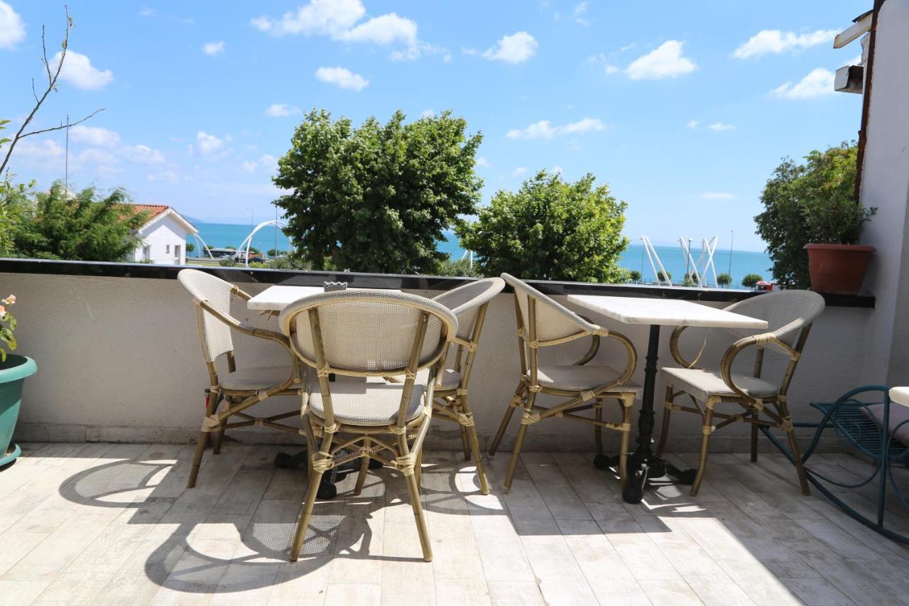 Arat Apartments Istanbul Bagian luar foto